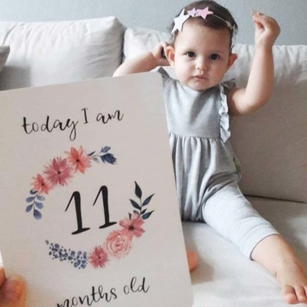 Baby Milestone Cards Treat the Mama